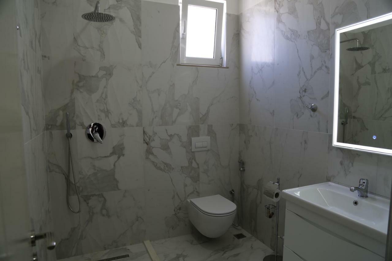 Julius Hotel Golem  Room photo